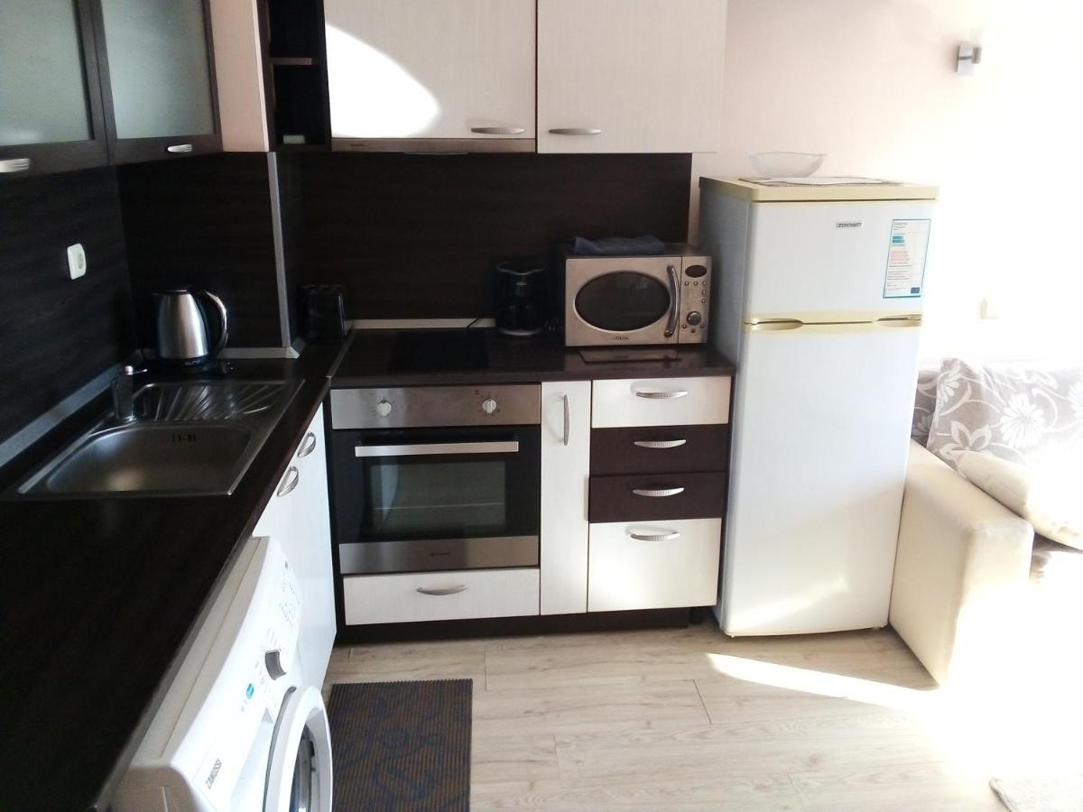 Appartamento Апартамент Зорница Burgas Esterno foto