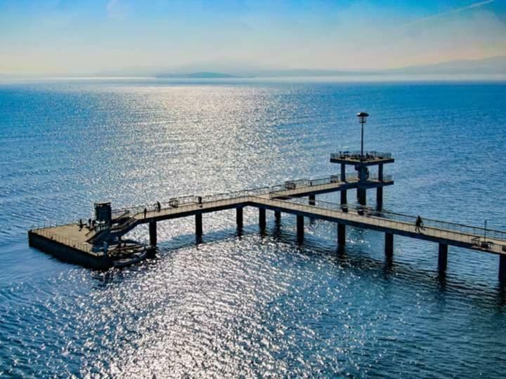 Appartamento Апартамент Зорница Burgas Esterno foto